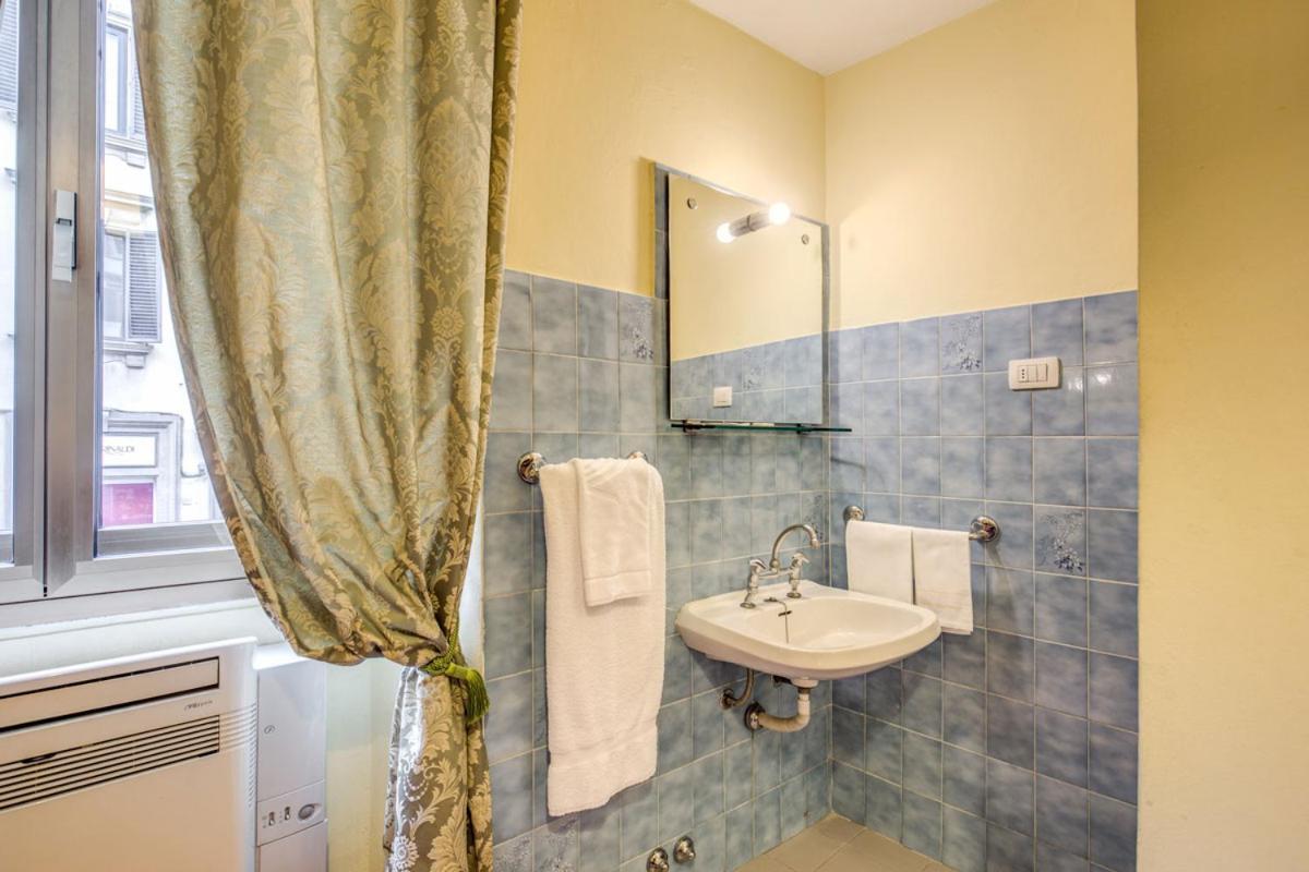 Hotel Romagna Florence Exterior photo